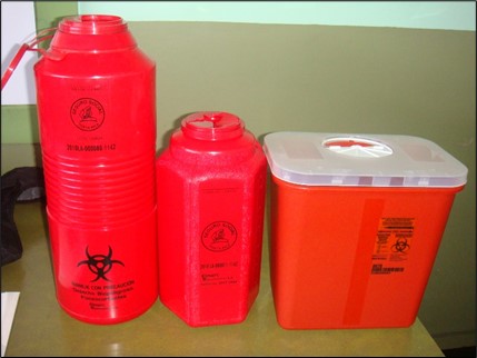tres recipientes rígidos para residuos peligrosos punzocortantes 