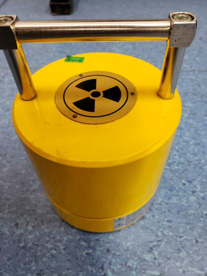 recipiente para almacenamiento de residuos radiactivos
