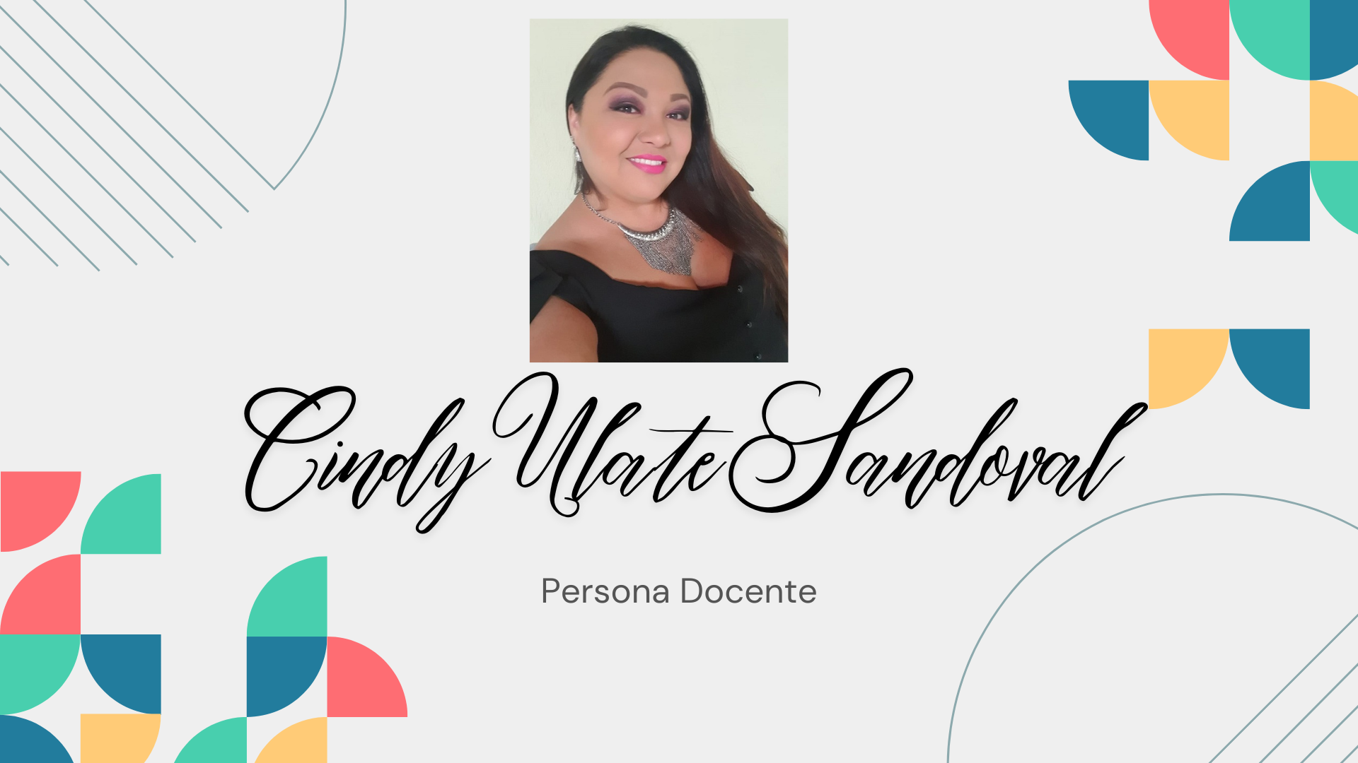 Firma e imagen de la persona docente. 